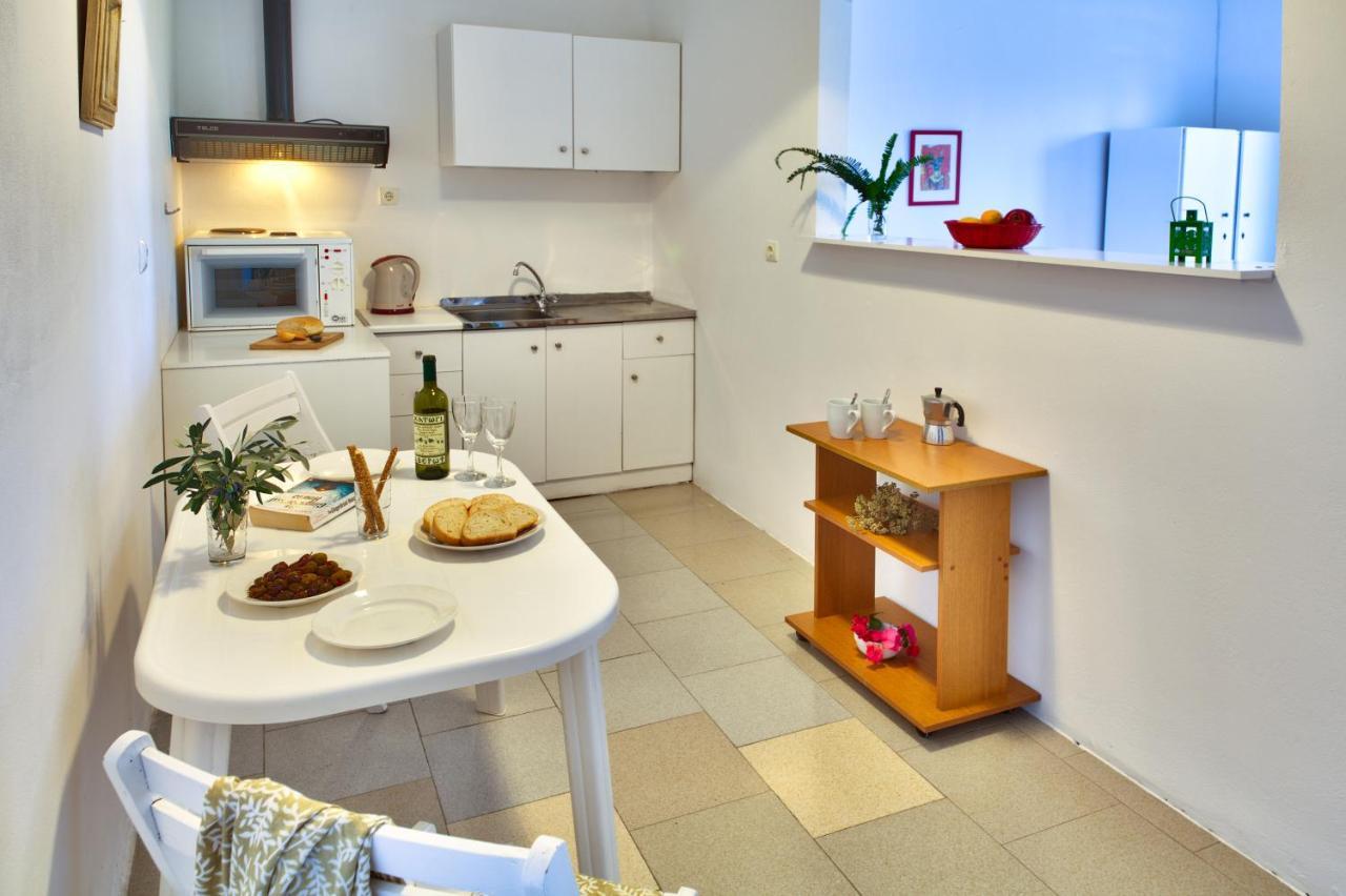 Theodora Apartments - Paxos Gaios Buitenkant foto