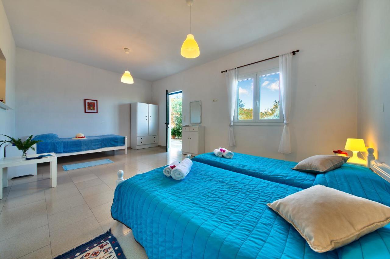 Theodora Apartments - Paxos Gaios Buitenkant foto
