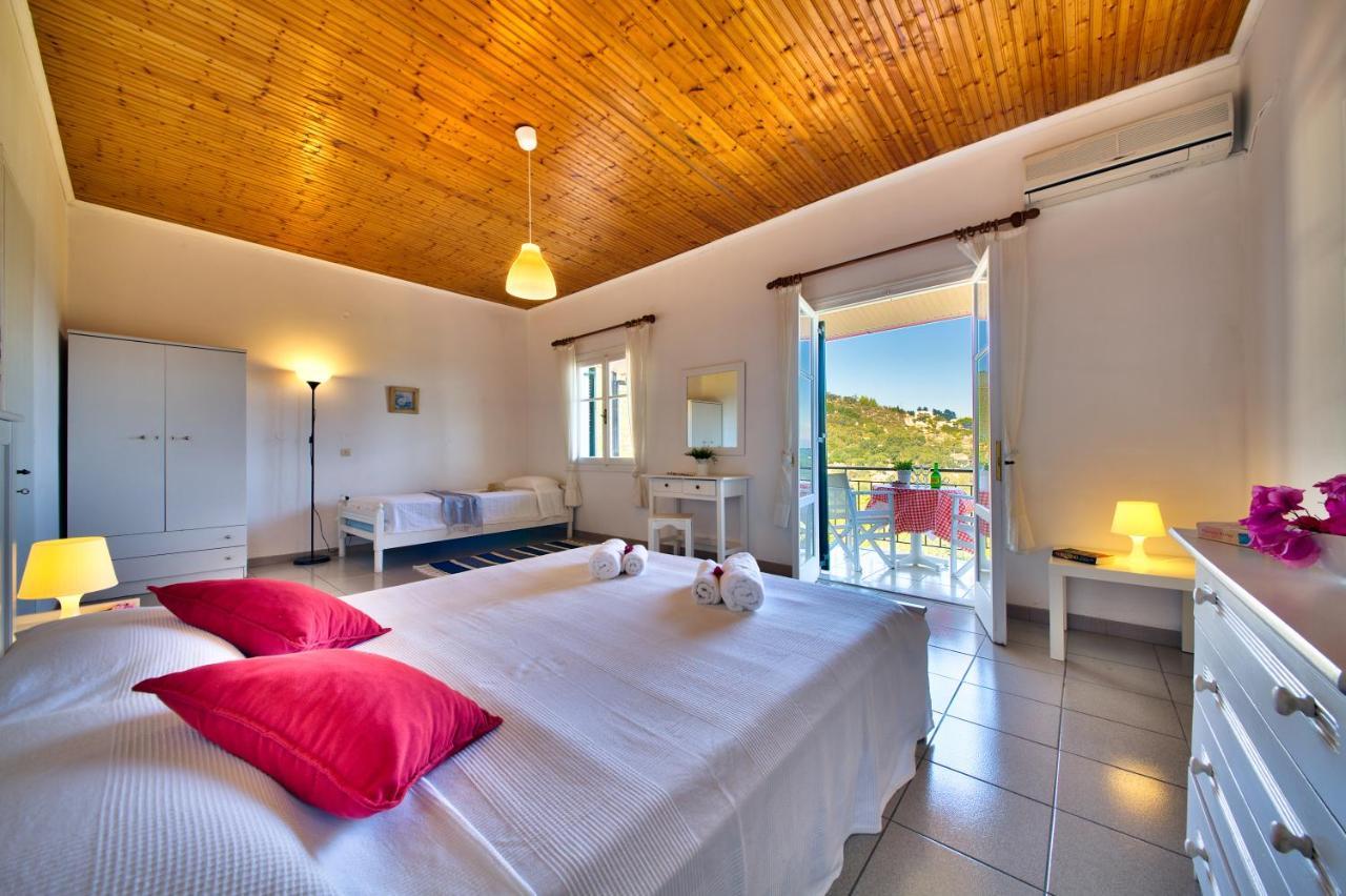 Theodora Apartments - Paxos Gaios Buitenkant foto